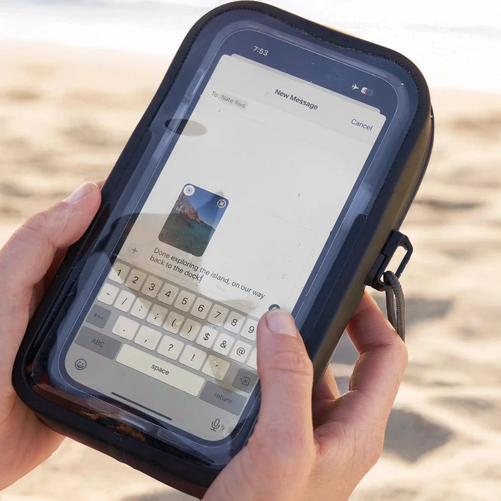 Étui RunOff Waterproof Phone Case Plus de Nite Ize - Pagaie Québec
