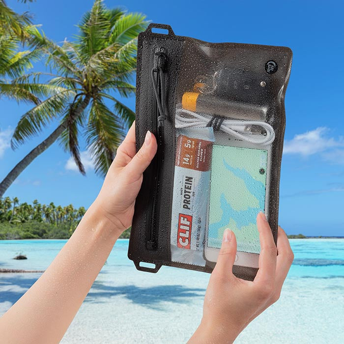 Pochette étanche RunOff Travel Pouch de Nite Ize - Pagaie Québec