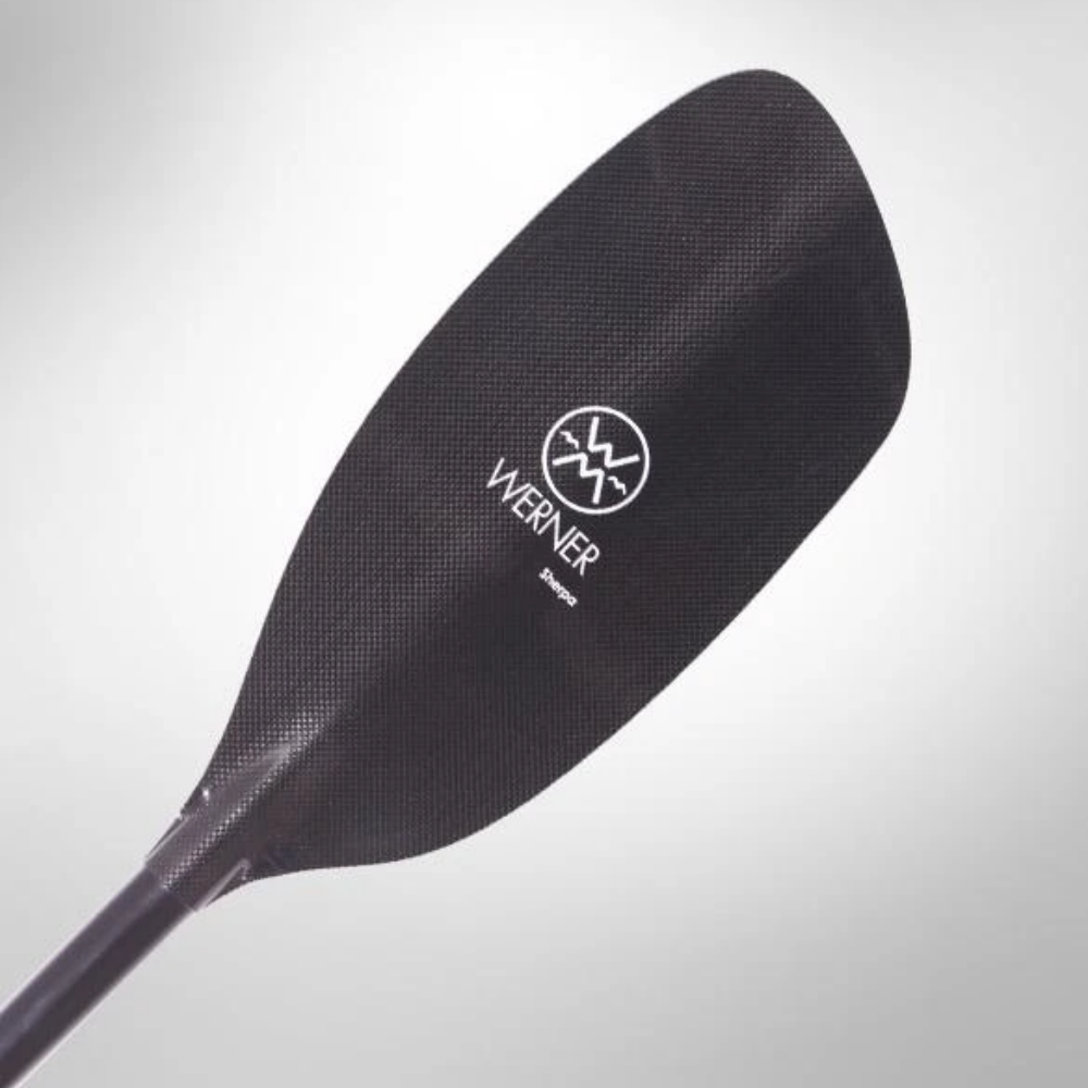Pagaie Sherpa Carbone 1pc manche ergonomique de Werner - Pagaie Québec