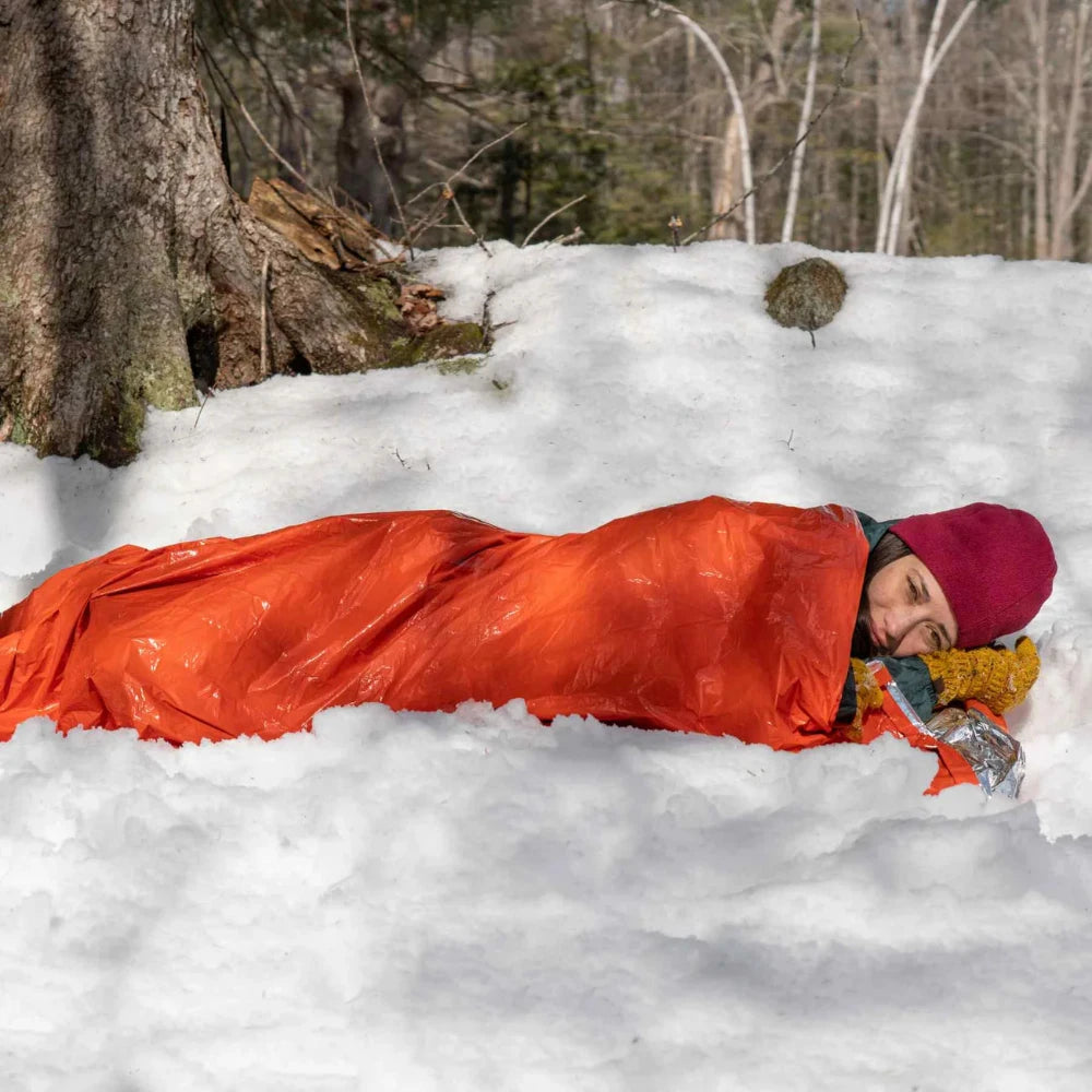Sac bivouac Emergency Bivvy avec sifflet de SOL - Pagaie Québec
