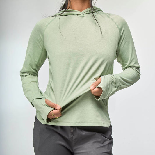 Chandail à capuchon Silkweight Hoodie femme de NRS - Pagaie Québec