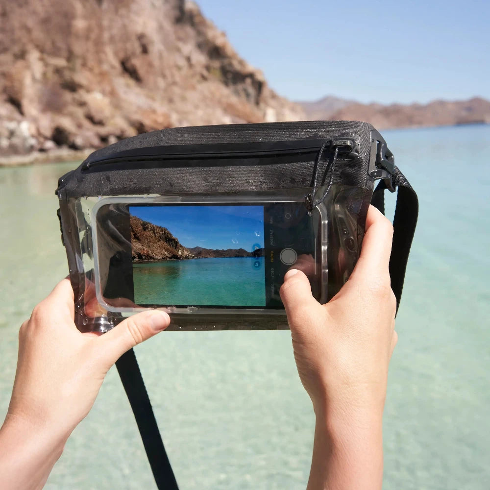 Étui RunOff Waterproof Phone Belt Pouch de Nite Ize